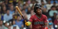 Alexander, Perdomo homer to help the Diamondbacks beat the Brewers, 3
