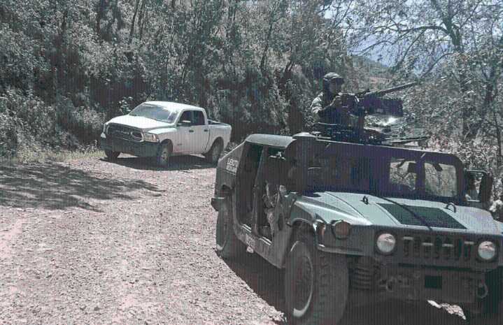 Hallan 4 cuerpos calcinados en un barranco