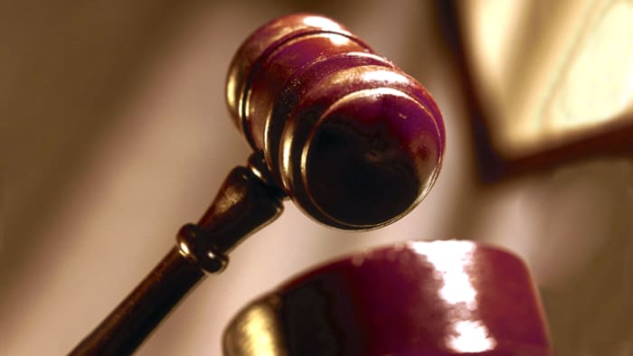 Former Sabinal High School coach pleads guilty to attempted enticement of a minor, DOJ says