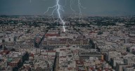Tormenta en el Valle de México: Rayo detectado en la CDMX activa alarmas sísmicas