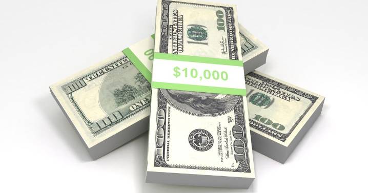 How much interest can a $30,000 CD earn now (and should you open one)?