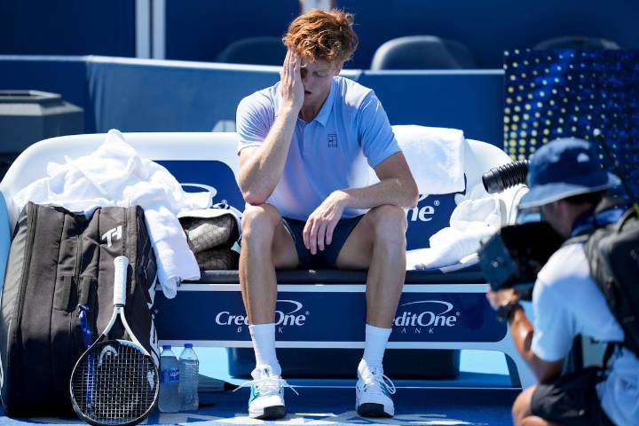 Así te hemos contado la final del Masters de Cincinnati: Alcaraz, campeón tras la retirada por problemas físicos de Sinner