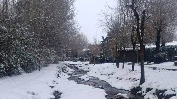 Santa Rosa llegó con nieve: San Luis se cubrió de blanco