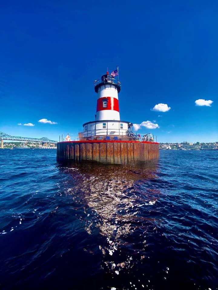 Historic lighthouse awaits it next keeper