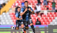 Querétaro le arruina su regreso a Diego Cocca y le empata de último momento al Atlas