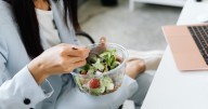 Workers forget to eat their lunch this many times a week