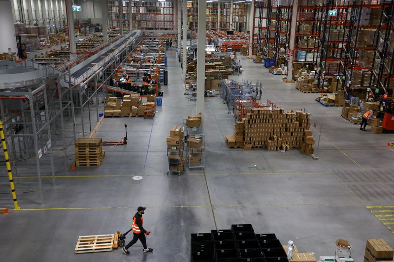 Analysis-Just in time? Manufacturers turn to AI to weather tariff storm