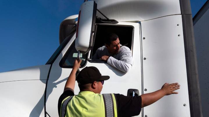 Trump administration threatens some funding for 3 states for not enforcing trucker English rules