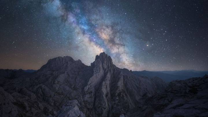 Why do we photograph the Milky Way in summer?