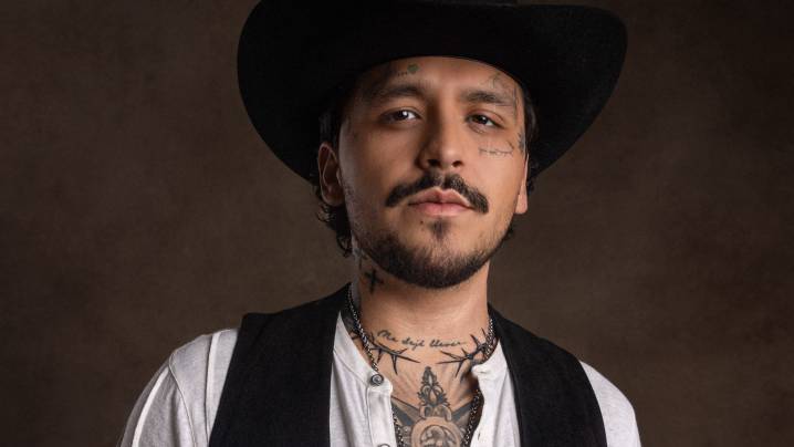 Christian Nodal asegura que nunca engañó a Cazzu con Ángela