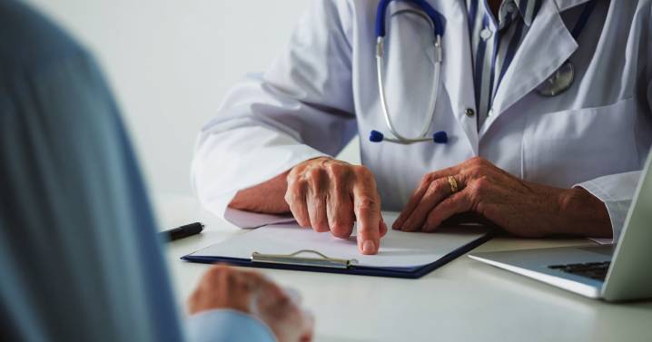 Doctors say medical misinformation has gotten worse, survey finds