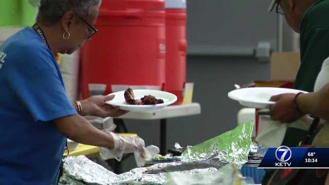 Hope Center's senior citizens picnic brings attention to closing senior centers in Omaha