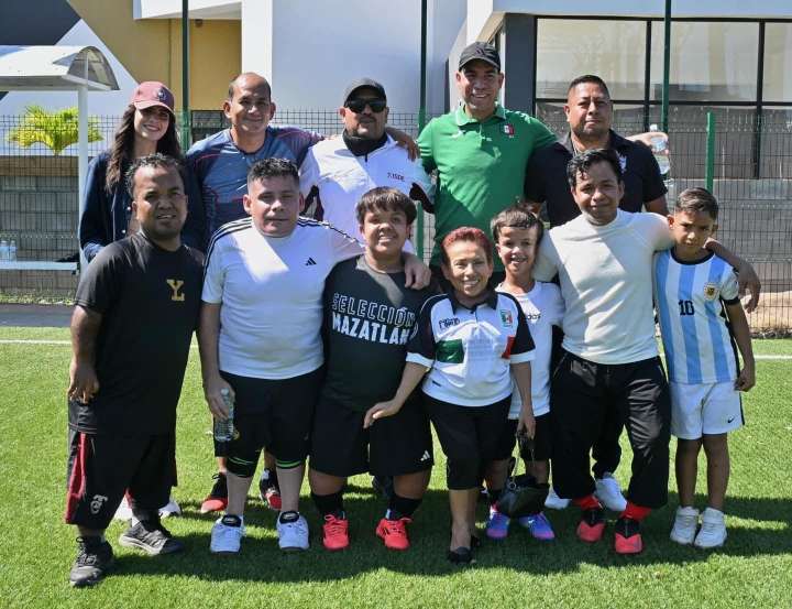 IED recibe reconocimiento por parte de la Federación Mexicana de Futbol Talla Baja