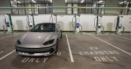 Support for electric vehicle mandates softening in B.C., poll suggests