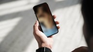 Descubren grupo de Facebook en el que hombres compartían fotografías íntimas de sus esposas, en Europa