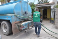 Ante omisiones vigentes del Interapas, refuerzan abasto de agua a través de pipas en SGS