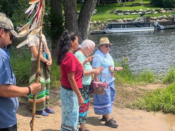 Ceremonial walk serves as 'a prayer' for Rum River