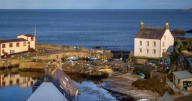 'Most picturesque' Scots village less than 2 hours from Glasgow with colourful cottages