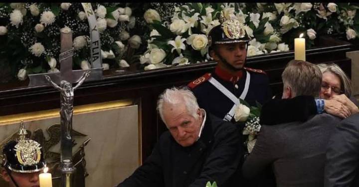 Tragedias, funerales, homenajes póstumos y política: así ha transcurrido la vida de Miguel Uribe Londoño