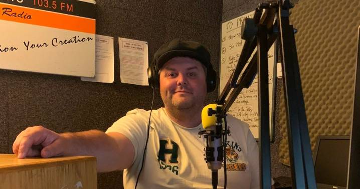Renfrewshire dad is half the man he used to be after incredible weight loss journey