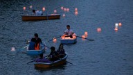 Coria y Japón se dan la mano con El Toro Nagashi y su ritual de linternas flotantes en el Guadalquivir