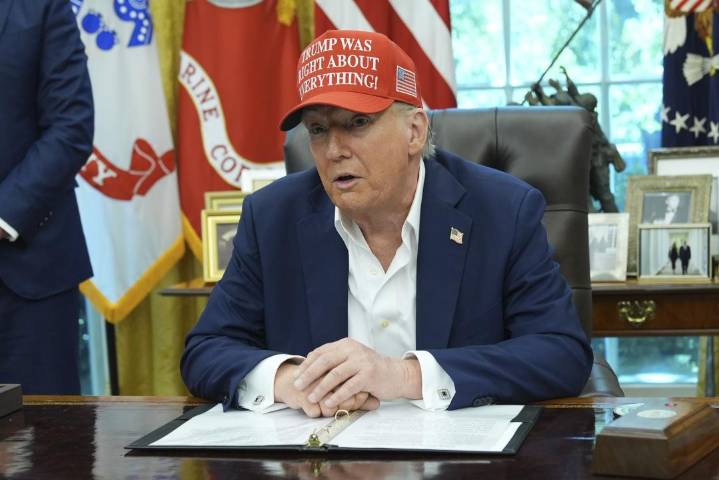 'Stay out of our city': Chicago officials slam Trump’s threat to target city in next crime crackdown