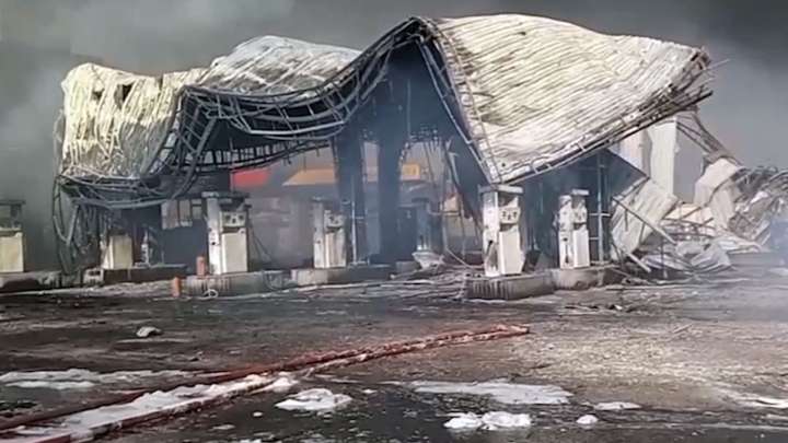 Los hutíes confirman seis muertos tras el ataque de Israel contra el palacio presidencial en Saná, Yemen