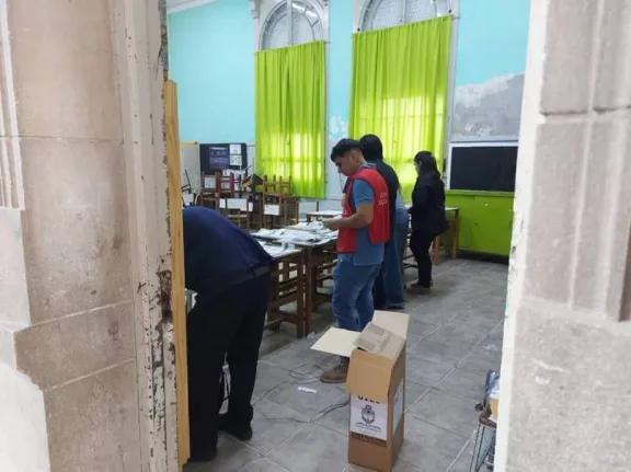 Elecciones en Corrientes: se normaliza la votación, tras demoras en las escuelas