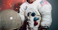 Apollo 13 moon mission leader James Lovell dies at 97