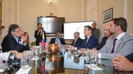 Gustavo Petro se reúne con el senador de EE. UU. Bernie Moreno