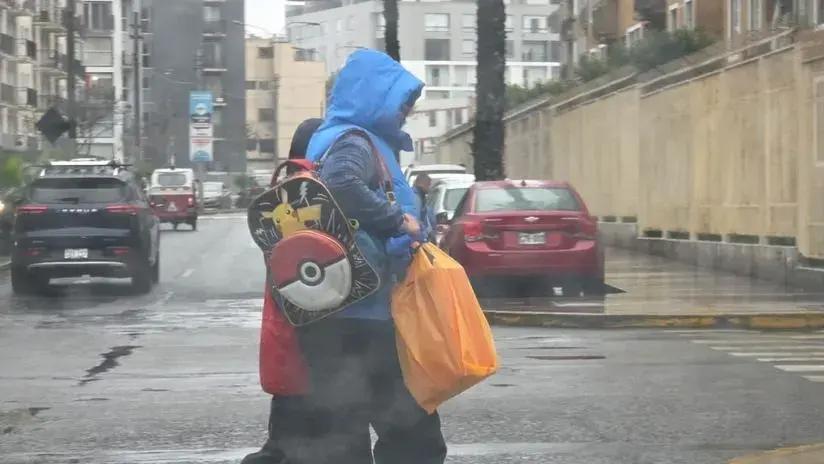 El invierno arrecia: Lima y Callao soportaron el día más frío en lo que va del año