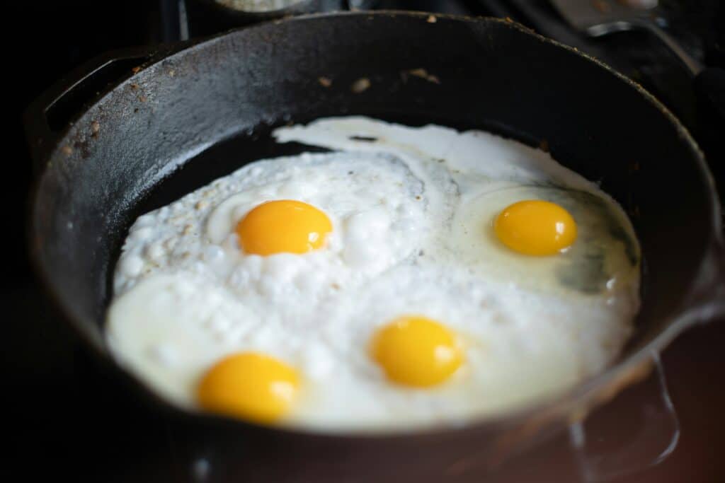 New Multistate Salmonella Outbreak Linked to Eggs - 95 Illnesses, 18 Hospitalizations