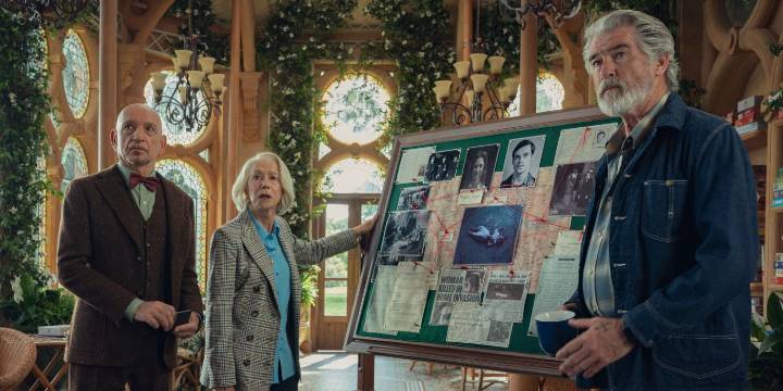 'The Thursday Murder Club' Review: Helen Mirren Leads an All