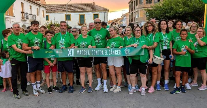 Huéscar se vuelca en la XI Marcha contra el Cáncer: más de 1.200 camisetas y una marea de solidaridad