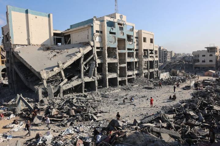 Israel's decision to 'escalate Gaza offensive is wrong and will only bring more bloodshed,'  says Starmer
