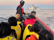 Intercepta Guardia Costera embarcación con 13 extranjeros en California