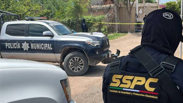 Asesinan a balazos a un hombre dentro de su domicilio en Aguaruto, Culiacán
