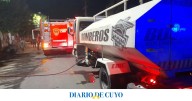 Zonda en San Juan: hubo al menos 15 intervenciones de Bomberos en incendios