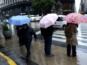 Tormenta en Santa Rosa: lluvia y vientos fuertes en el AMBA y alertas naranja y amarilla en 12 provincias