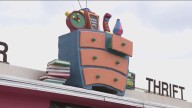 Austin's Top Drawer Thrift removes iconic rooftop sculpture due to roof concerns
