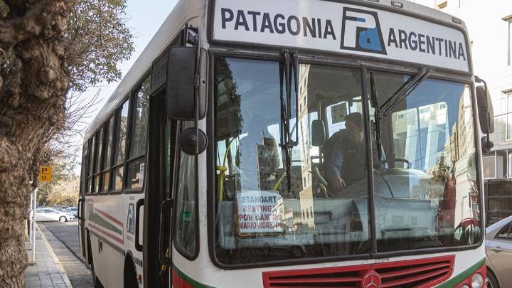 Aprueban otra prórroga por 90 días en el servicio de transporte público