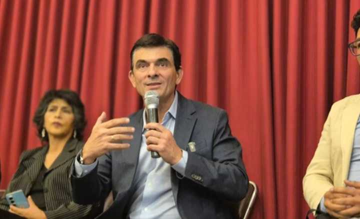 En Bolivia ganó la derecha y hay segunda vuelta