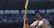 Cal Raleigh hits 50th homer, joining Mickey Mantle as switch