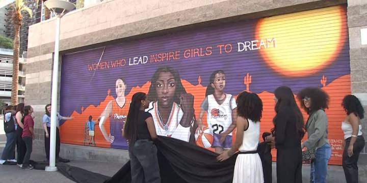 New mural at PHX Arena celebrates women in sports