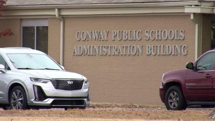 Conway School District joins lawsuit against social media companies