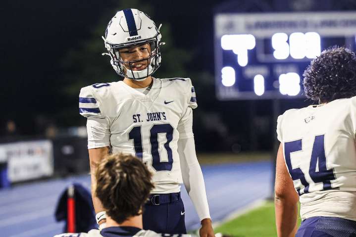 Lawrence native becomes highest-ranked football recruit in Massachusetts history