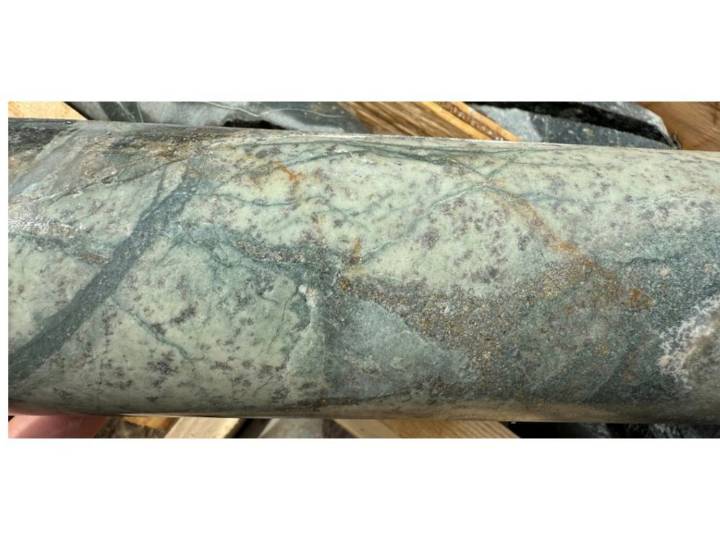 Visible Copper Mineralization in Drill Core and Rock Samples Up to 26% Copper and 5.73 Grams Per Tonne Gold at Yukon Metals' AZ Property