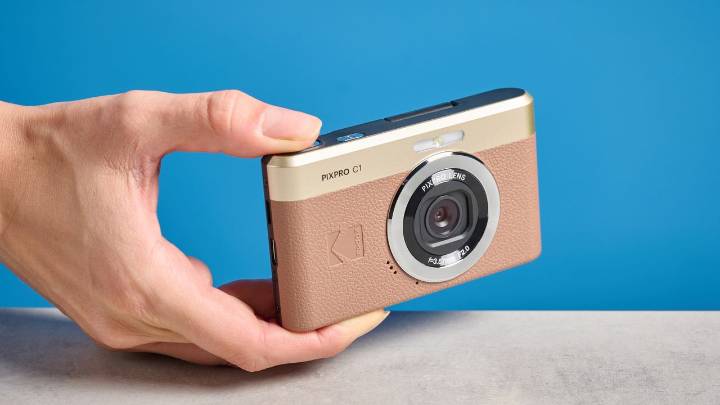 I just tested Kodak’s new compact camera — and it's my favorite retro gadget of the year