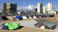 Trump plan to institutionalize unhoused raises effectiveness concerns