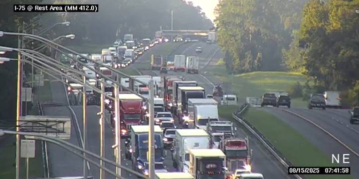 Deadly crash on I-75 in Columbia County causes road blocks